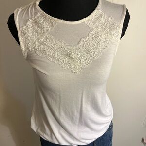 LOFT Women's White Lace Yoke Sleeveless Top